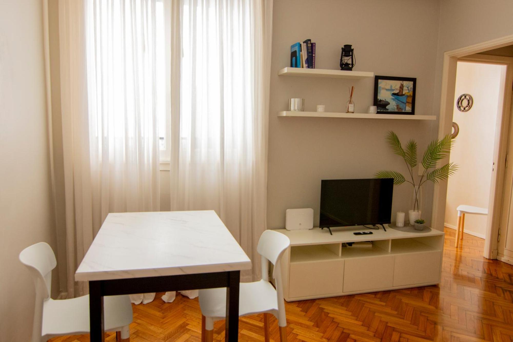 Calle 3 De Febrero, Departamento En Belgrano บัวโนสไอเรส ภายนอก รูปภาพ