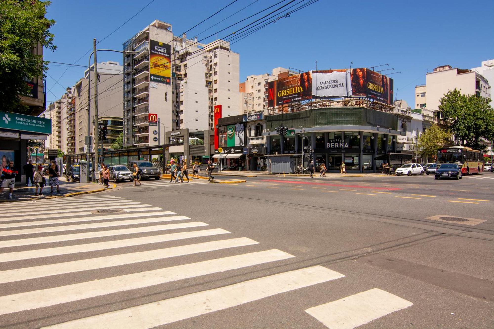 Calle 3 De Febrero, Departamento En Belgrano บัวโนสไอเรส ภายนอก รูปภาพ